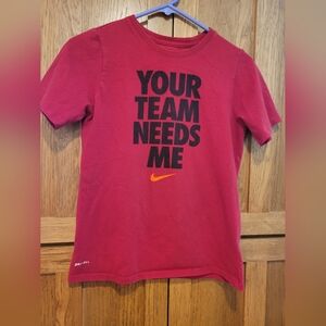Nike boys Dri-Fit t-shirt Large